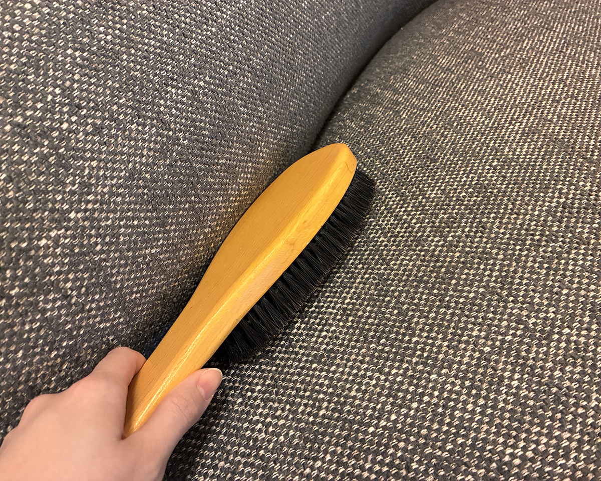 1.チリやホコリを取り除く