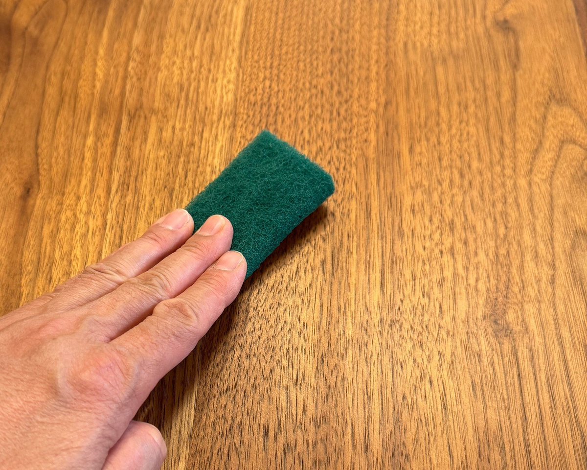 2.木クズを取り除く